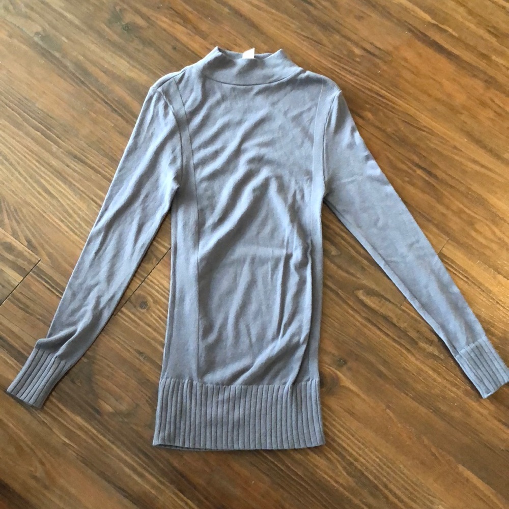 Grey long sleeve turtle neck